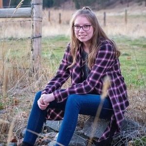 Meet your Posher, Karleigh